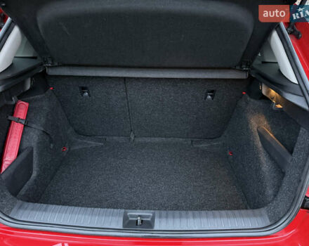 Красный Шкода KAMIQ, объемом двигателя 1.6 л и пробегом 60 тыс. км за 18850 $, фото 22 на Automoto.ua