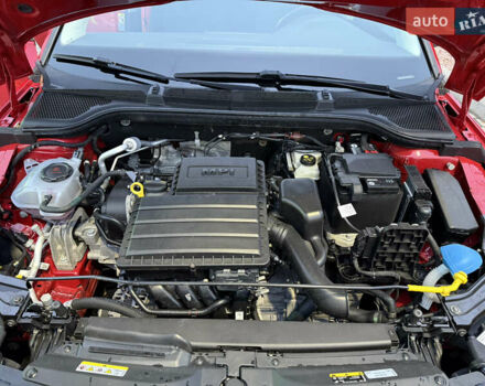 Шкода KAMIQ, об'ємом двигуна 1.6 л та пробігом 60 тис. км за 19350 $, фото 26 на Automoto.ua