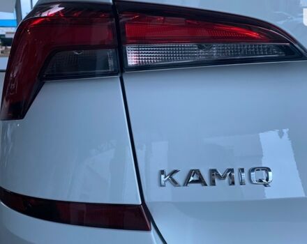 Шкода KAMIQ, об'ємом двигуна 1.6 л та пробігом 0 тис. км за 22534 $, фото 10 на Automoto.ua