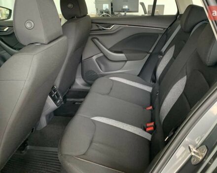 Шкода KAMIQ, объемом двигателя 1 л и пробегом 0 тыс. км за 21591 $, фото 15 на Automoto.ua
