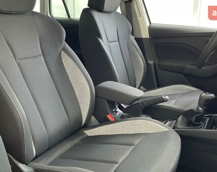 Шкода KAMIQ, объемом двигателя 1 л и пробегом 0 тыс. км за 23417 $, фото 15 на Automoto.ua