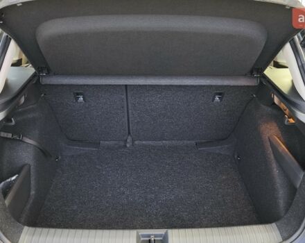 Шкода KAMIQ, объемом двигателя 1.5 л и пробегом 0 тыс. км за 27069 $, фото 34 на Automoto.ua