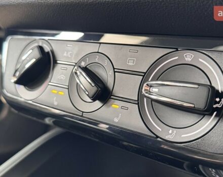 Шкода KAMIQ, об'ємом двигуна 1 л та пробігом 0 тис. км за 21639 $, фото 19 на Automoto.ua