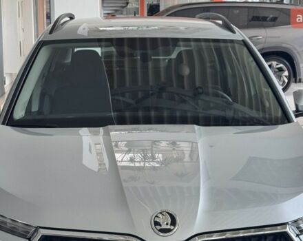 Шкода KAMIQ, об'ємом двигуна 1 л та пробігом 0 тис. км за 21639 $, фото 4 на Automoto.ua