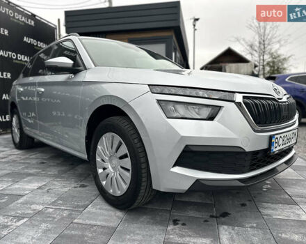 Серый Шкода KAMIQ, объемом двигателя 1.6 л и пробегом 56 тыс. км за 17800 $, фото 12 на Automoto.ua