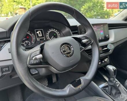 Серый Шкода KAMIQ, объемом двигателя 1.6 л и пробегом 30 тыс. км за 21700 $, фото 12 на Automoto.ua