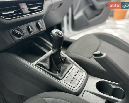 Серый Шкода KAMIQ, объемом двигателя 1.6 л и пробегом 56 тыс. км за 17800 $, фото 42 на Automoto.ua