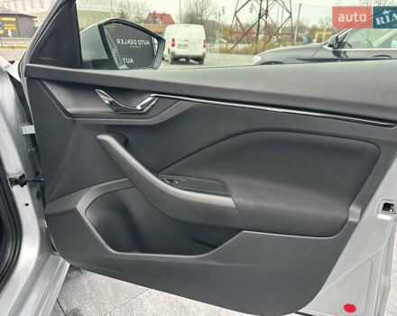 Серый Шкода KAMIQ, объемом двигателя 1.6 л и пробегом 56 тыс. км за 17800 $, фото 59 на Automoto.ua