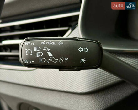 Серый Шкода KAMIQ, объемом двигателя 1.6 л и пробегом 6 тыс. км за 21800 $, фото 25 на Automoto.ua