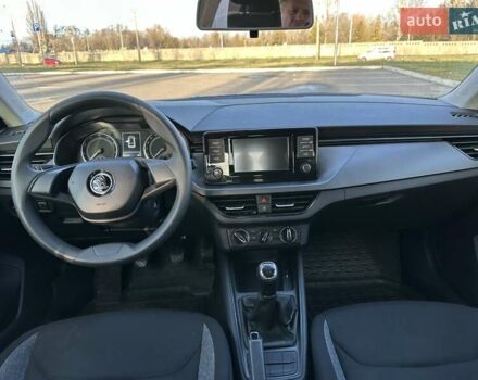 Синій Шкода KAMIQ, об'ємом двигуна 1.6 л та пробігом 219 тис. км за 10800 $, фото 13 на Automoto.ua