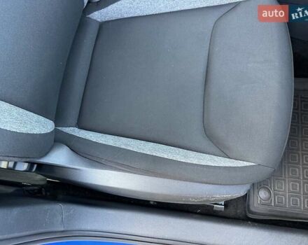 Синій Шкода KAMIQ, об'ємом двигуна 1.6 л та пробігом 219 тис. км за 10800 $, фото 10 на Automoto.ua