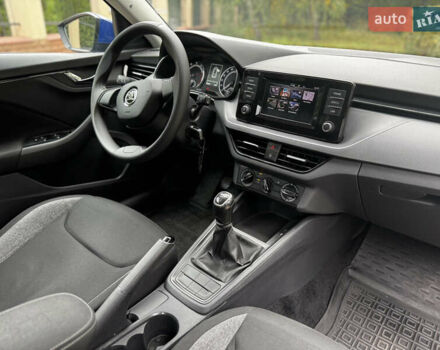 Синий Шкода KAMIQ, объемом двигателя 1.6 л и пробегом 150 тыс. км за 11900 $, фото 15 на Automoto.ua