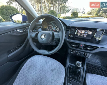 Шкода KAMIQ 2021 у Дніпро (Дніпропетровську) на Automoto.ua Синій Шкода KAMIQ, об'ємом двигуна 1.6 л та пробігом 268 тис. км за 11300 $, фото 5 на Automoto.ua