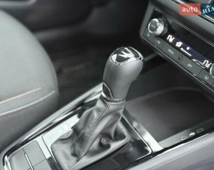 Синій Шкода KAMIQ, об'ємом двигуна 1.6 л та пробігом 56 тис. км за 20800 $, фото 59 на Automoto.ua