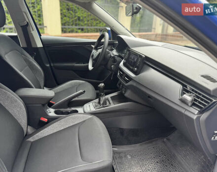 Синий Шкода KAMIQ, объемом двигателя 1.6 л и пробегом 150 тыс. км за 11900 $, фото 13 на Automoto.ua