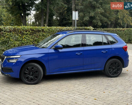 Синий Шкода KAMIQ, объемом двигателя 1.6 л и пробегом 150 тыс. км за 11900 $, фото 2 на Automoto.ua