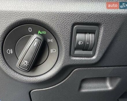 Синий Шкода KAMIQ, объемом двигателя 1.6 л и пробегом 25 тыс. км за 21500 $, фото 57 на Automoto.ua