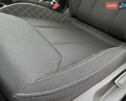 Синій Шкода KAMIQ, об'ємом двигуна 1.6 л та пробігом 25 тис. км за 20999 $, фото 55 на Automoto.ua