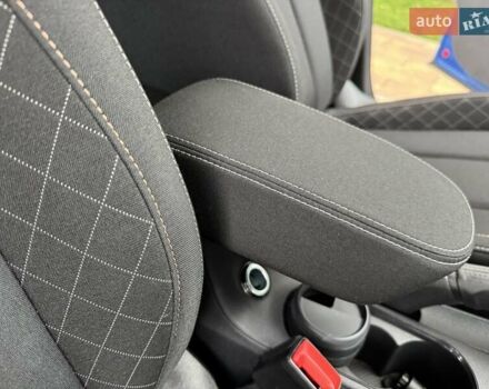 Синій Шкода KAMIQ, об'ємом двигуна 1.6 л та пробігом 25 тис. км за 20999 $, фото 17 на Automoto.ua