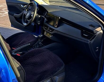 Синій Шкода KAMIQ, об'ємом двигуна 1.6 л та пробігом 25 тис. км за 21000 $, фото 2 на Automoto.ua
