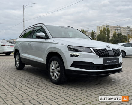 Шкода Karoq 2018 у Києві на Automoto.ua Білий Шкода Karoq, об'ємом двигуна 1.5 л та пробігом 94 тис. км за 18800 $, фото 7 на Automoto.ua