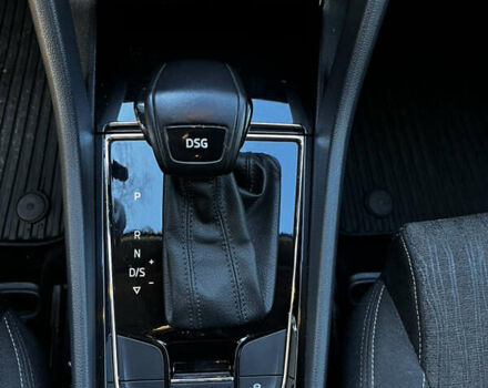 Белый Шкода Karoq, объемом двигателя 1.5 л и пробегом 150 тыс. км за 18700 $, фото 13 на Automoto.ua