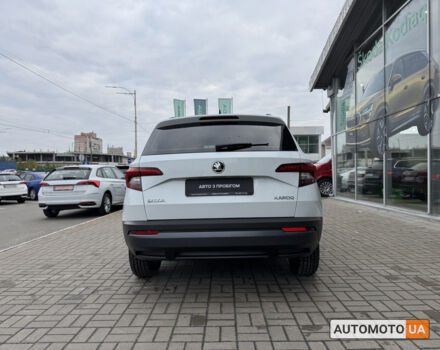 Шкода Karoq 2018 у Києві на Automoto.ua Білий Шкода Karoq, об'ємом двигуна 1.5 л та пробігом 94 тис. км за 18800 $, фото 4 на Automoto.ua