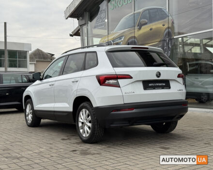 Шкода Karoq 2018 у Києві на Automoto.ua Білий Шкода Karoq, об'ємом двигуна 1.5 л та пробігом 94 тис. км за 18800 $, фото 3 на Automoto.ua