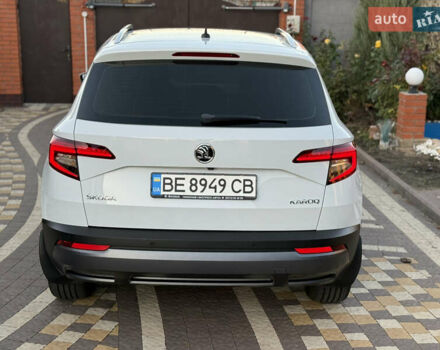 Белый Шкода Karoq, объемом двигателя 1.5 л и пробегом 112 тыс. км за 19800 $, фото 11 на Automoto.ua