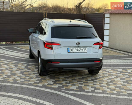 Белый Шкода Karoq, объемом двигателя 1.5 л и пробегом 112 тыс. км за 19800 $, фото 28 на Automoto.ua