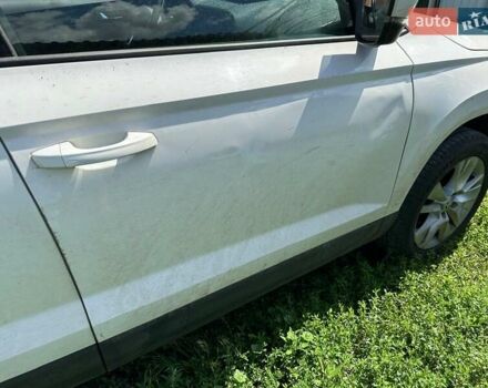 Білий Шкода Karoq, об'ємом двигуна 1.5 л та пробігом 180 тис. км за 10000 $, фото 5 на Automoto.ua