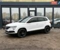 Белый Шкода Karoq, объемом двигателя 1.5 л и пробегом 117 тыс. км за 18990 $, фото 2 на Automoto.ua