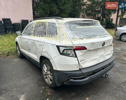 Білий Шкода Karoq, об'ємом двигуна 1.5 л та пробігом 180 тис. км за 10000 $, фото 9 на Automoto.ua