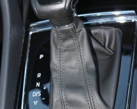 Белый Шкода Karoq, объемом двигателя 1.6 л и пробегом 280 тыс. км за 19800 $, фото 7 на Automoto.ua