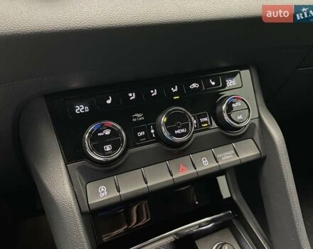 Белый Шкода Karoq, объемом двигателя 1.5 л и пробегом 116 тыс. км за 20872 $, фото 15 на Automoto.ua