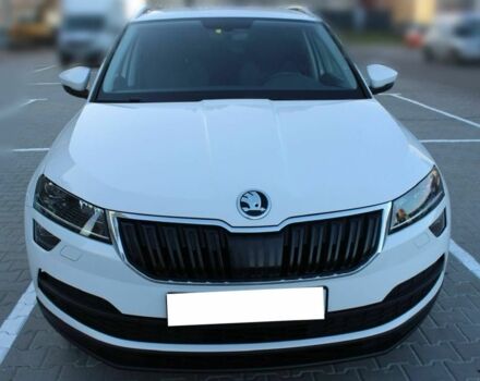 Белый Шкода Karoq, объемом двигателя 1.6 л и пробегом 280 тыс. км за 19800 $, фото 2 на Automoto.ua