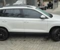 Білий Шкода Karoq, об'ємом двигуна 1.5 л та пробігом 117 тис. км за 21000 $, фото 1 на Automoto.ua