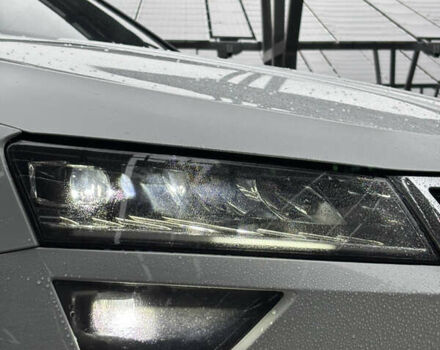 Білий Шкода Karoq, об'ємом двигуна 1.5 л та пробігом 98 тис. км за 20800 $, фото 10 на Automoto.ua