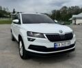 Білий Шкода Karoq, об'ємом двигуна 1.6 л та пробігом 347 тис. км за 16700 $, фото 1 на Automoto.ua
