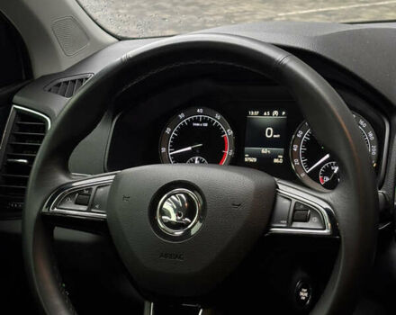 Білий Шкода Karoq, об'ємом двигуна 1.5 л та пробігом 98 тис. км за 20800 $, фото 6 на Automoto.ua