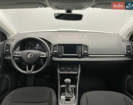 Белый Шкода Karoq, объемом двигателя 1.5 л и пробегом 90 тыс. км за 21621 $, фото 11 на Automoto.ua