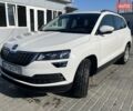 Белый Шкода Karoq, объемом двигателя 1.6 л и пробегом 260 тыс. км за 16999 $, фото 1 на Automoto.ua