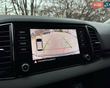 Білий Шкода Karoq, об'ємом двигуна 1.4 л та пробігом 62 тис. км за 21999 $, фото 48 на Automoto.ua
