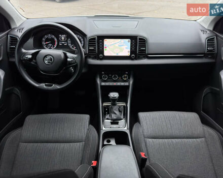 Білий Шкода Karoq, об'ємом двигуна 1.4 л та пробігом 62 тис. км за 22700 $, фото 37 на Automoto.ua