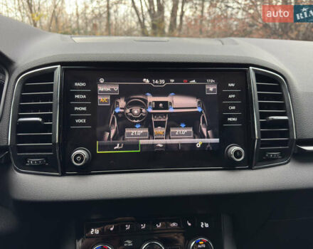 Білий Шкода Karoq, об'ємом двигуна 1.4 л та пробігом 62 тис. км за 21999 $, фото 44 на Automoto.ua