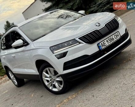 Білий Шкода Karoq, об'ємом двигуна 1.4 л та пробігом 62 тис. км за 22700 $, фото 7 на Automoto.ua