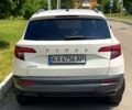 Белый Шкода Karoq, объемом двигателя 1.6 л и пробегом 230 тыс. км за 18200 $, фото 4 на Automoto.ua
