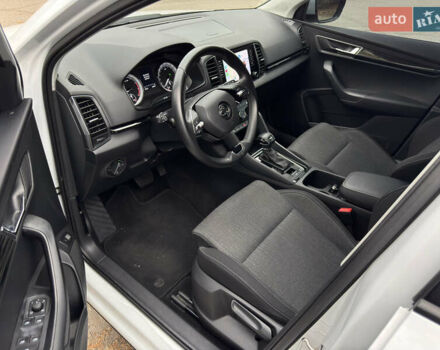 Білий Шкода Karoq, об'ємом двигуна 1.4 л та пробігом 62 тис. км за 22700 $, фото 19 на Automoto.ua