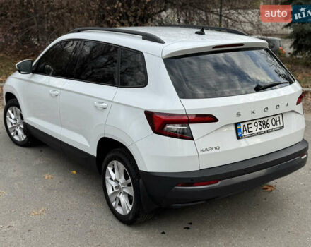 Білий Шкода Karoq, об'ємом двигуна 1.4 л та пробігом 62 тис. км за 21999 $, фото 5 на Automoto.ua