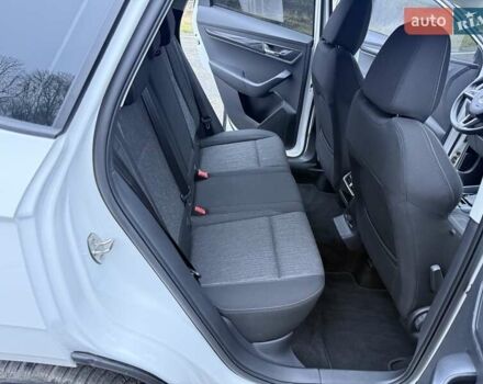 Білий Шкода Karoq, об'ємом двигуна 1.4 л та пробігом 180 тис. км за 18500 $, фото 22 на Automoto.ua